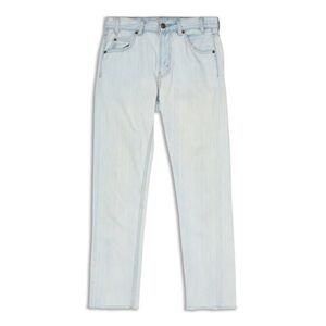 Levi’s Orange Tab Light Wash Straight Jeans – W28